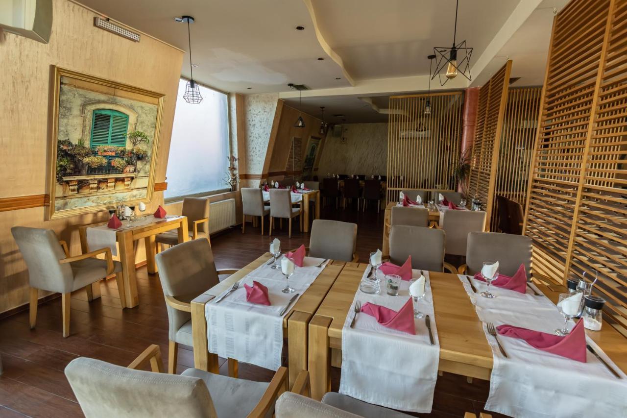Verdi Rooms Visoko Luaran gambar