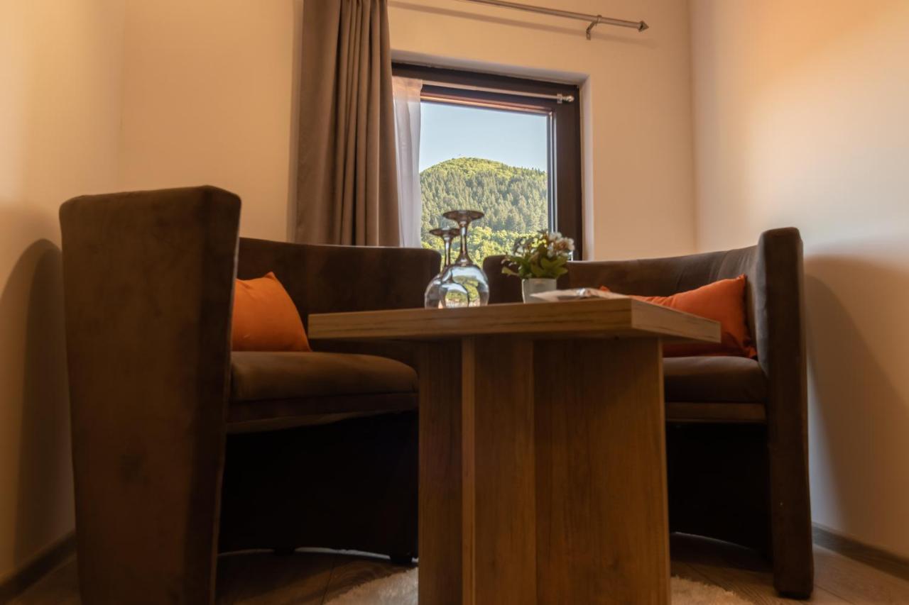 Verdi Rooms Visoko Luaran gambar